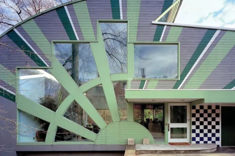 Супружеская пара выкупила проект Вентури и Скотт-Браун, чтобы снести его. архитектура, дом, Роберт Вентури, США