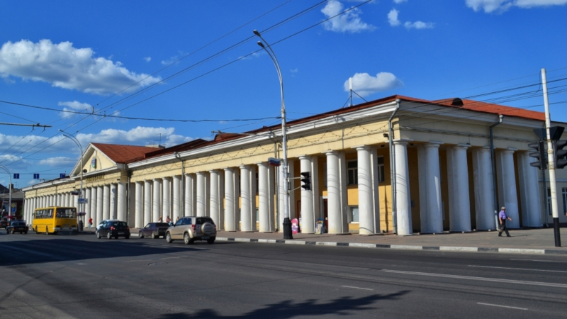 В Тамбове выставлен на торги Гостиный дом XIX века. здание, гостиный двор, торги, Тамбов